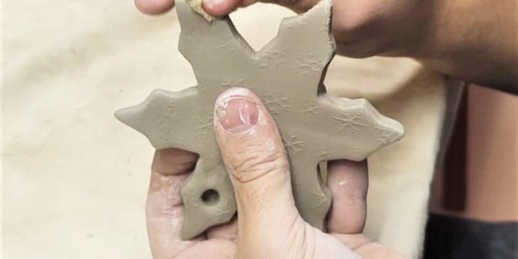 Centro de Extensión Duoc UC Sede Valparaíso abre inscripciones para taller de collage navideño
