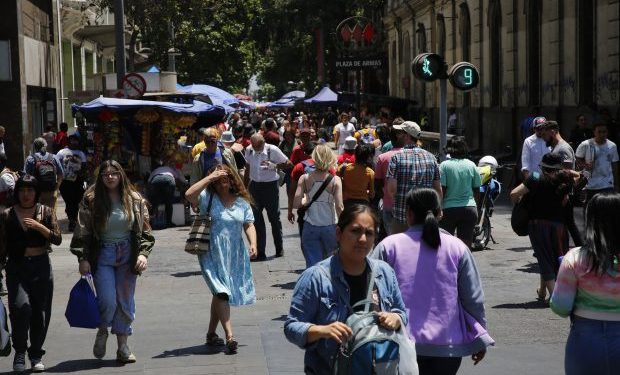 Pulso Ciudadano: evaluación del presidente Boric desciende y llega a un 27,1%