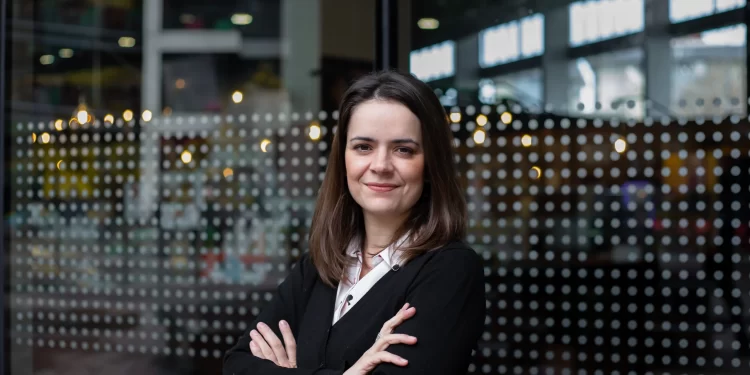 Académica de Enfermería UNAB participó en la actualización de una directriz global de salud mental de la OMS