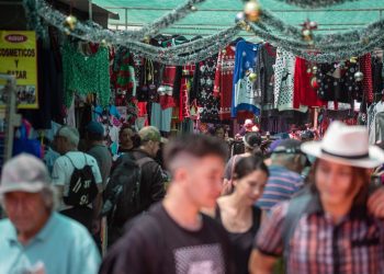 Feria Navideña de El Belloto tiene los precios más convenientes