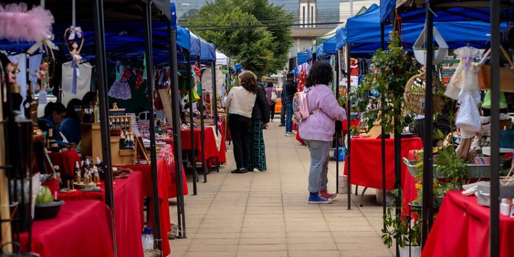 Feria Navideña de Quilpué ofrece productos de alta calidad y a los mejores precios