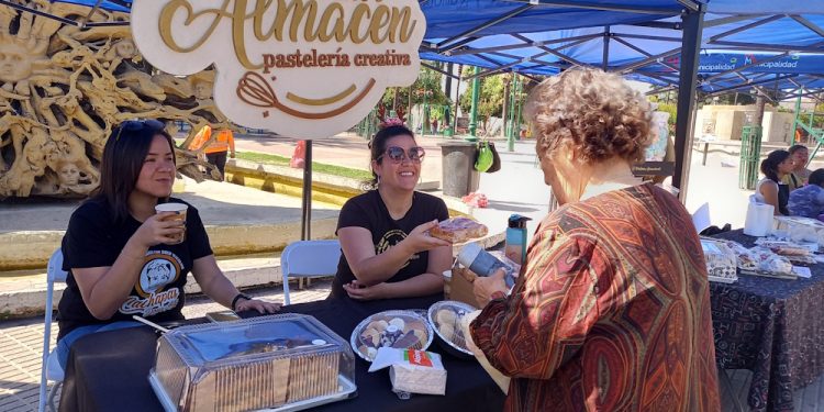 Programa Sazón Social desarrolla feria de emprendedoras
