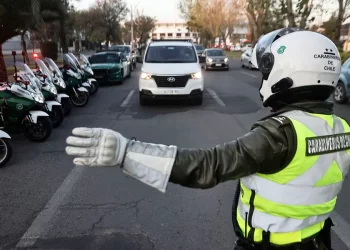 Carabineros estima que más de 200 mil vehículos han salido de la RM este fin de semana largo de Navidad