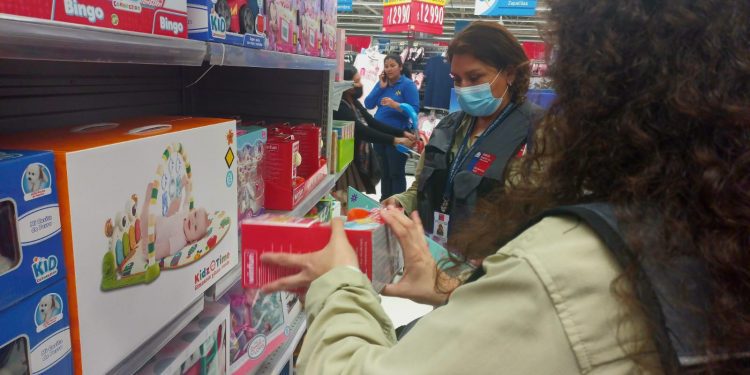 Autoridades de salud hacen llamado a adquirir juguetes en forma segura para Navidad