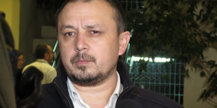 Diputado Cuello (PC) le responde a Ramírez: «La UDI no ha cortado el cordón umbilical con las AFPs»