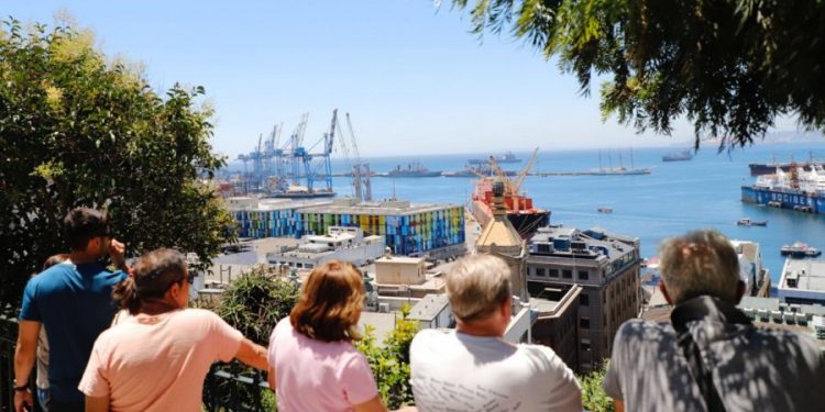 Año Nuevo: A punto de agotarse reservas hoteleras en Valparaíso