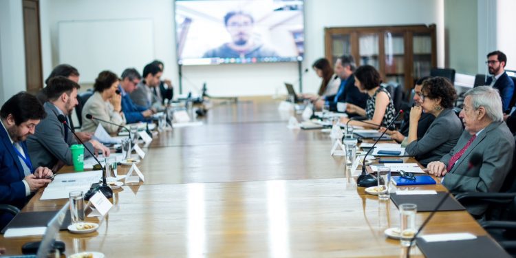 Consejo Interministerial de Hidrógeno Verde se reúne para conocer Plan de Acción del Ministerio de Energía