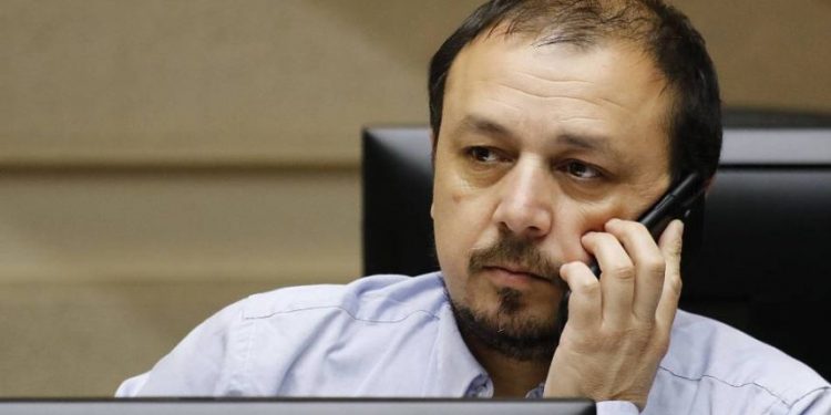 Diputado Cuello emplaza a republicanos a reconocer que propuesta favorece a empresarios corruptos
