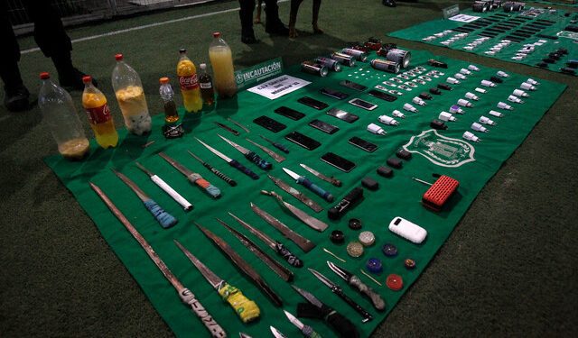 «Es el más grande de su historia»: masivo allanamiento en cárceles incauta más de dos mil armas blancas