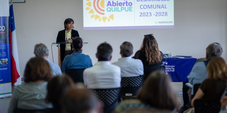 Municipio Abierto de Quilpué comienza etapa participativa de nuevo PLADECO con masiva exposición