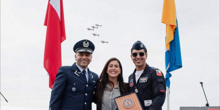 Impecable presentación de «halcones» de la FACh en 149 aniversario de Viña del Mar
