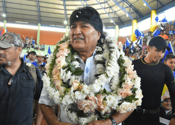 Tribunal Constitucional de Bolivia anula reelección indefinida e inhabilita candidatura de Evo Morales