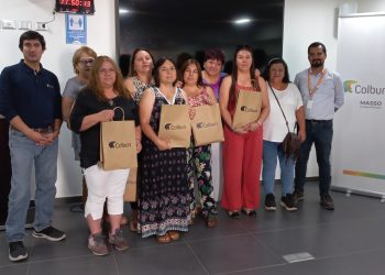 Vecinas de Camino Internacional se certifican en manejo de riego mediante sistemas gravitacionales y tecnificados