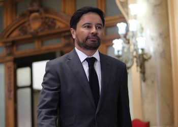 «Tendré que tomar una decisión»:  Carter contempla postularse como Senador por Valparaíso