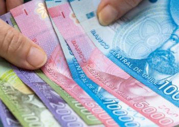 Expertos analizan las proyecciones macroeconómicas y desafíos 2024