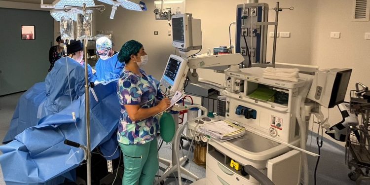 Hospital Dr. Gustavo Fricke SSVQ se posiciona como el Centro Regional de Resolución más eficiente del país