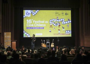 Con homenajes a Paulina Urrutia, Nelson Cabrera y un concierto junto a Manuel García: Finaliza la 16° versión del FECICH