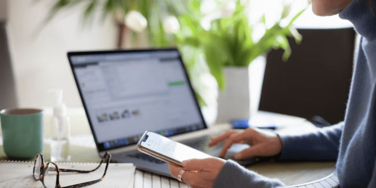 Comisión contra la Desinformación entregó 72 recomendaciones para enfrentar las fake news