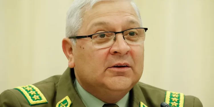 Fiscalía pide formalizar a general director de Carabineros por responsabilidad de mando en el estallido social