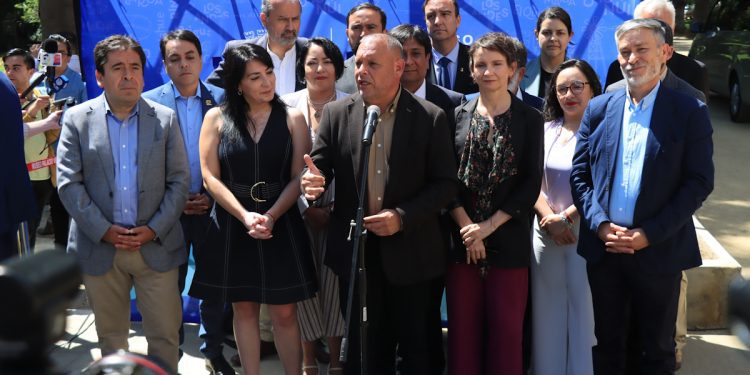 Gobernador Rodrigo Mundaca asume presidencia de la Asociación de Gobernadores y Gobernadoras de Chile