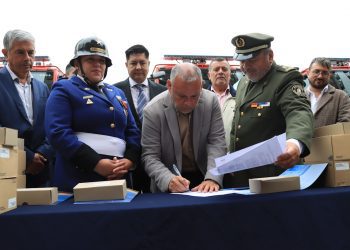 Gobierno Regional de Valparaíso entrega tres carros forestales a Bomberos de la región
