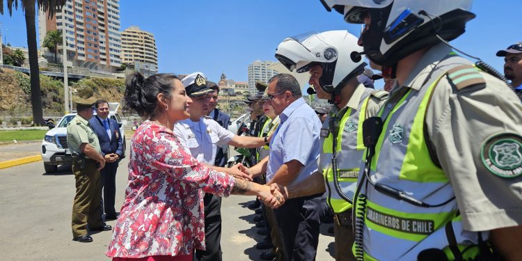 En 200 por ciento aumentan multas por consumo de alcohol en playas de la región de Valparaíso