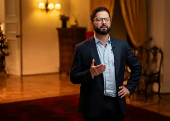 «La gente espera soluciones de la política»: Presidente Boric llama a concretar el pacto fiscal y alza en pensiones