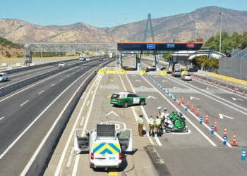 Ministra López refuerza medidas de contingencia por masivo retorno a Santiago para este lunes de más de 150 mil vehículos