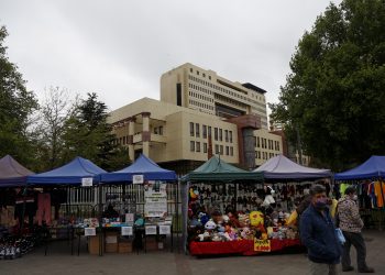 [Opinión] Manuel Cea Acevedo: Consecuencias del aumento del comercio informal