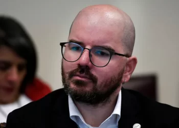 Arremetida judicial de Giorgio Jackson apunta a directiva UDI, a senador Espinoza (PS) y a empresario Jorge Errázuriz