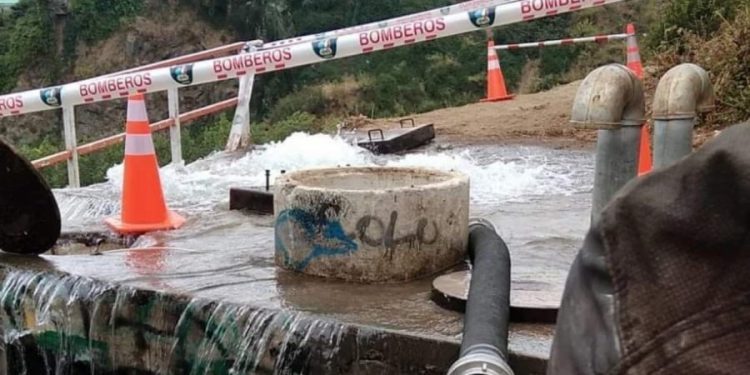 Trabajador pierde la vida tras caer a cámara de agua en Las Delicias