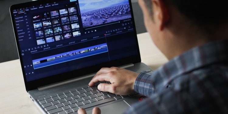 Alianza entre Enseña Chile y Fundación Telefónica Movistar busca formar y certificar con 1500 becas para educadores en herramientas digitales