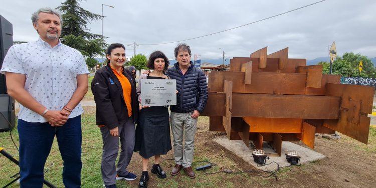 Unión de Salud y Cultura permite la instalación de tres esculturas en diversos sectores de Quillota