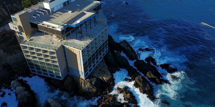 Expertos estiman el costo de US$3,7 millones para demolición del Hotel Punta Piqueros