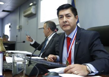 Core Percy Marín critica entrega de fondos estatales a artista que vandalizó edificios patrimoniales en Valparaíso