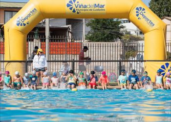 Municipio inició temporada de piscinas 2024 con actividades gratuitas en los barrios de Viña del Mar