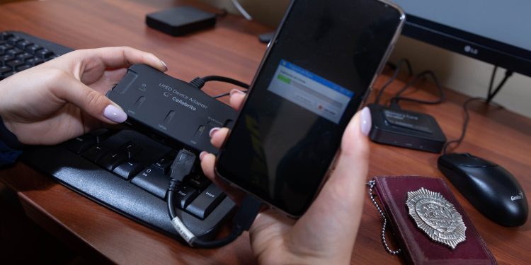 Cibercrimen Valparaiso detiene a dos sujetos por uso de base de datos de Tarjetas de Crédito