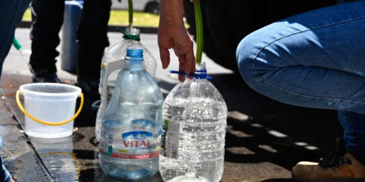 Recomendaciones para una adecuada hidratación durante una catástrofe