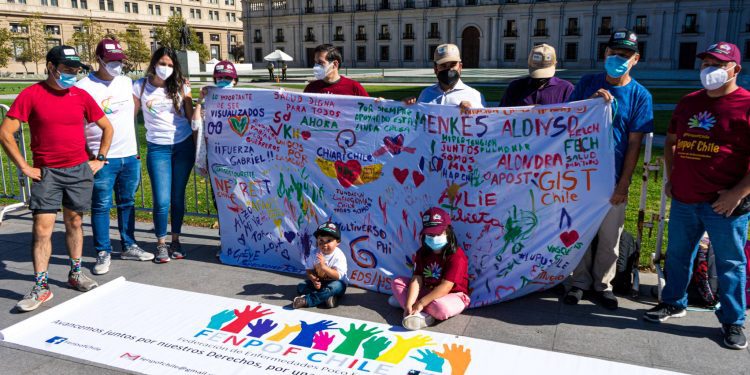 Enfermedades Poco Frecuentes: pese a compromisos, proyecto de ley sigue durmiendo en el Congreso