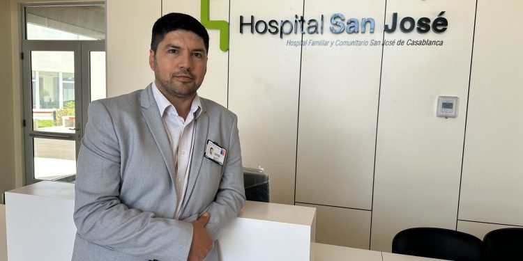 Nuevo director (s) del Hospital San José de Casablanca: “El desafío principal de mi gestión, es la puesta en marcha de este flamante establecimiento de salud”