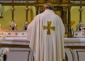 Sacerdote Chileno Condenado a 22 Años en EE. UU. por Abuso Sexual Infantil