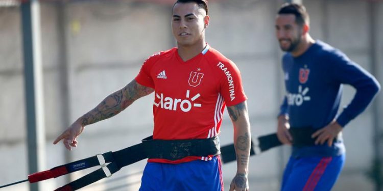 Eduardo Vargas en la Mira de Colo Colo según medio Brasileño