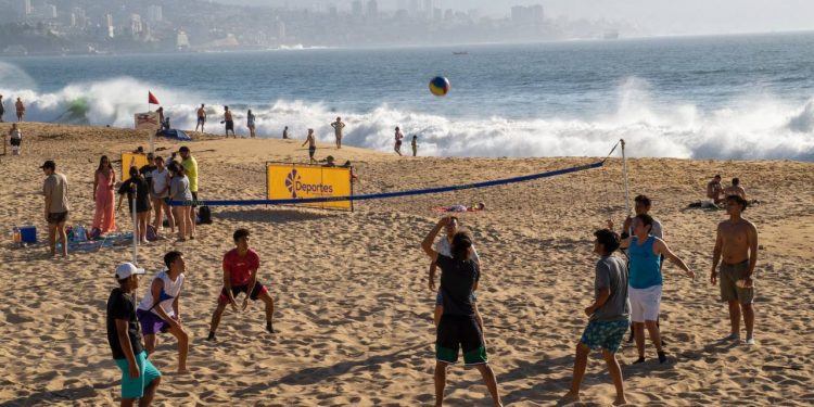 En Playa del Deporte se realizará jornada solidaria para apoyar a damnificados, con la participación de ex deportistas y figuras televisivas