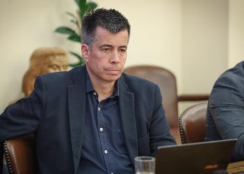 Diputado Celis ofició al Jefe de la Defensa Nacional tras prohibición de ingreso de autos particulares a zonas afectadas por incendios en la región