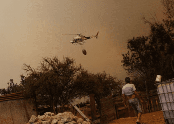 Esval sigue priorizando apoyo para contención del fuego y reduce cantidad de clientes afectados por cortes