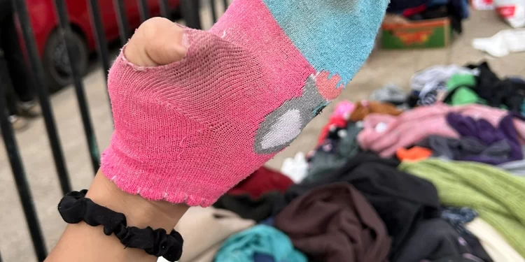 Denuncian Desconsideración en Centros de Acopio: Ropa en Mal Estado Dificulta Ayuda a Damnificados