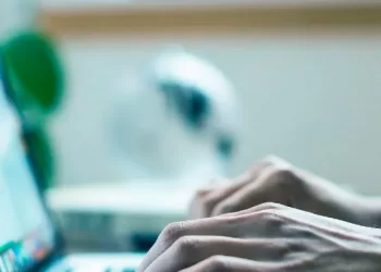 Habilitan servicio gratuito de transferencias internacionales para ayudar a damnificados por incendios