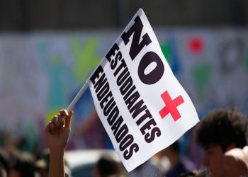 Preocupación por aumento de morosos del CAE: Diputados y experto responsabilizan al gobierno por “promesas de campaña”