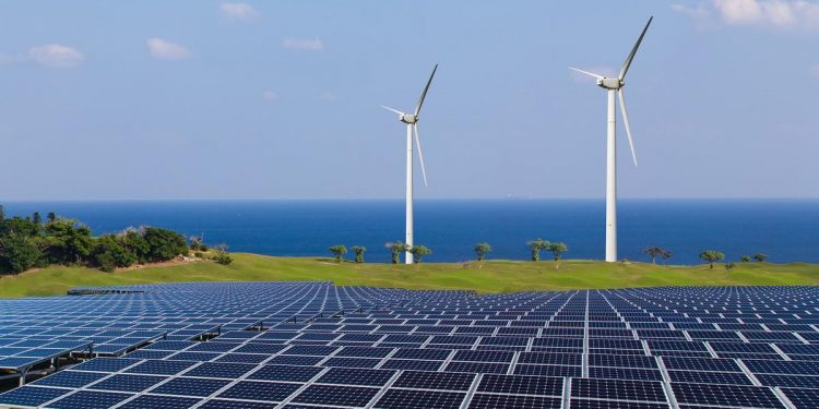 [Opinión] Susana Mayer: Transición energética, un desafío trascendental