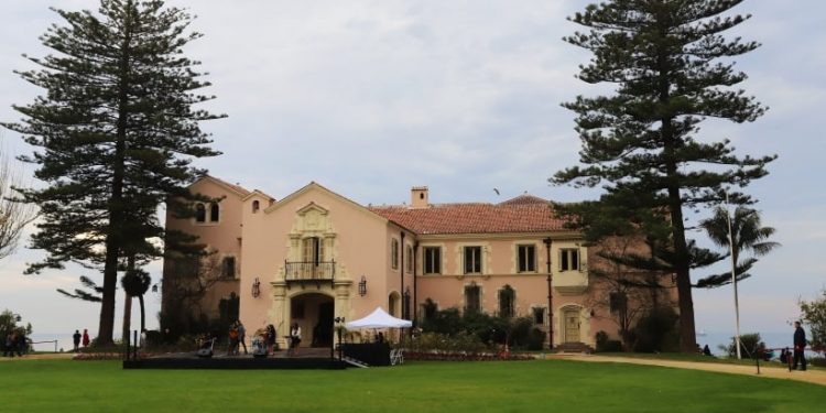 Cerro Castillo Inicia Funcionamiento como Escuela Abierta para Afectados por Incendios